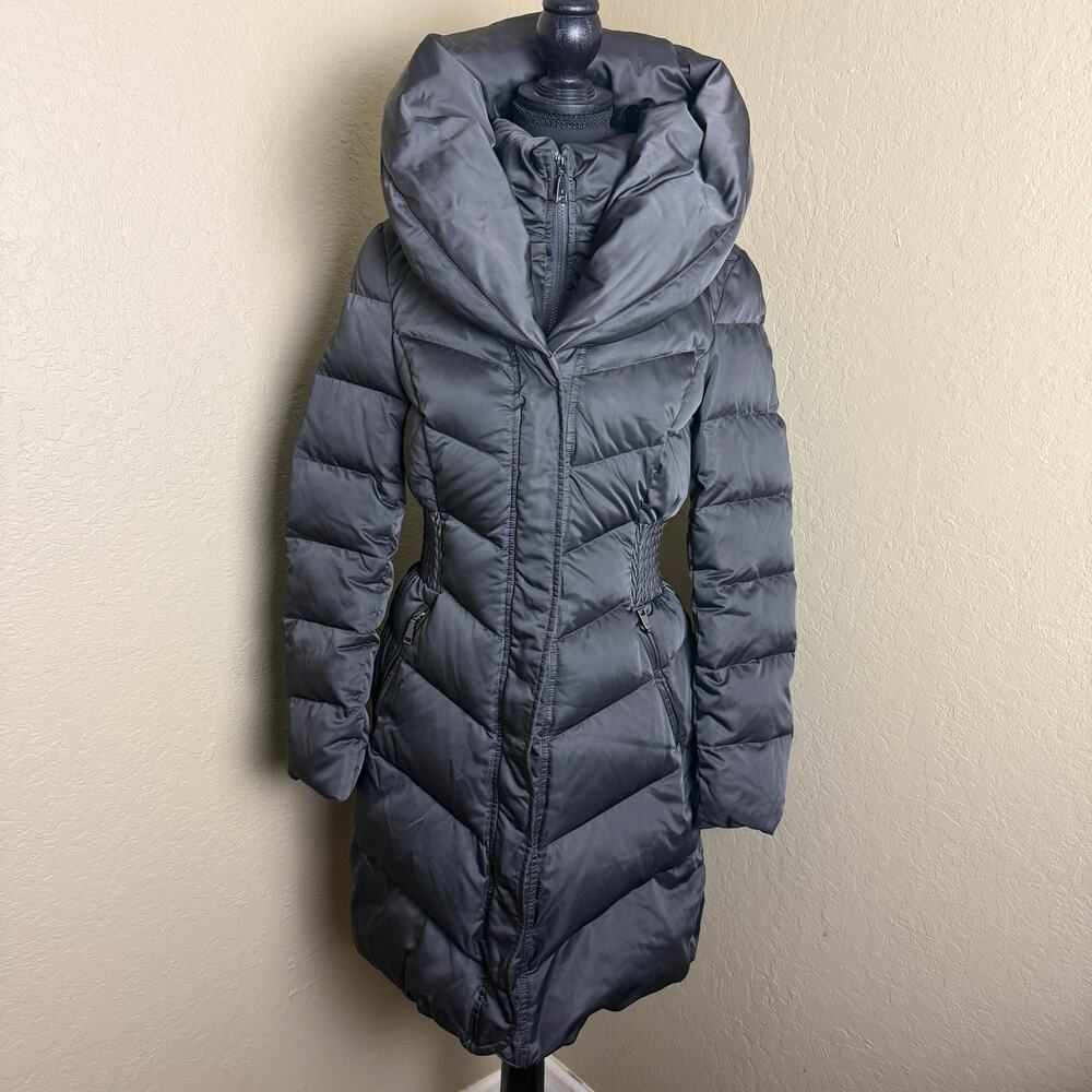 T Tahari Women's Black Long Hooded Belted Down Puffer Coat Jacket